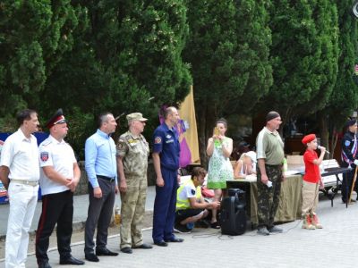 Воспитанники военно-патриотических клубов и юнармейцы Крыма совершенствуют свои навыки