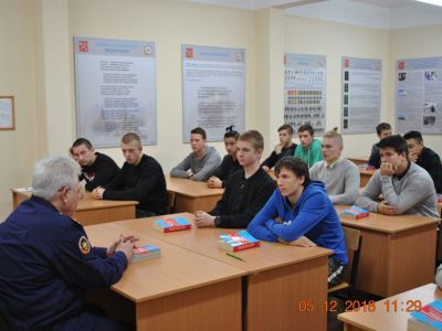 Взаимодействие администрации Санкт-Петербурга и ДОСААФ в сфере патриотического воспитания и допризывной подготовки молодежи
