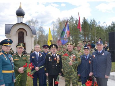 Участники автопробега по Калужской области прикоснулись к военной истории