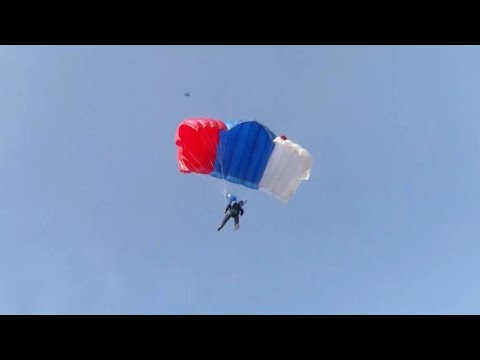 В саратовском аэроклубе прошли Всероссийские соревнования по парашютному спорту имени Юрия Гагарина